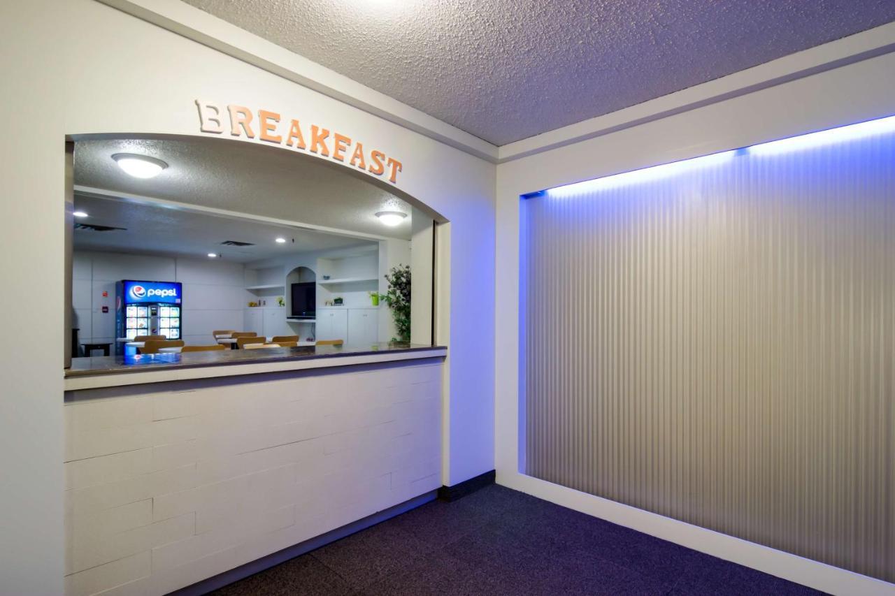 Motel 6 Kerrobert, Sk Exterior photo